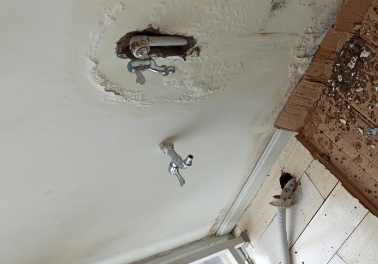 察哈尔右翼前卫生间测漏水